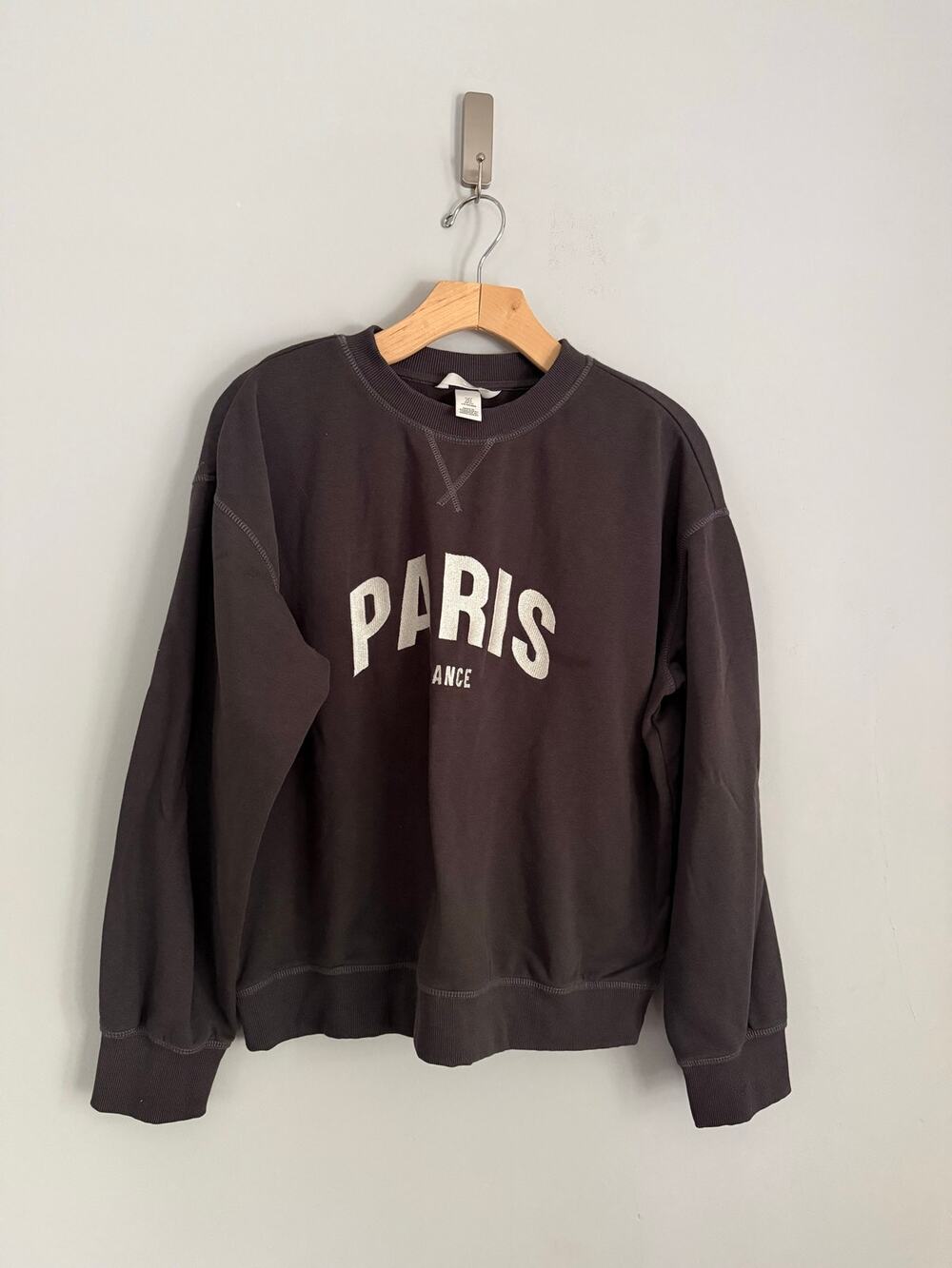 Gray H&M Sweatshirt Paris France size small